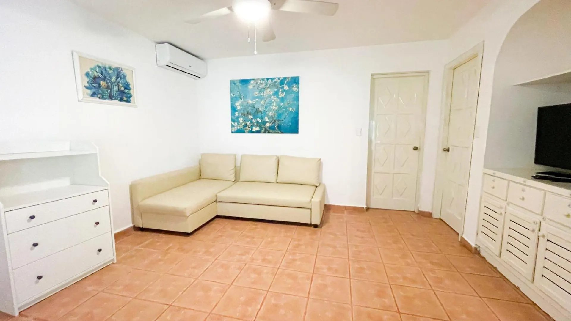 Caribbean Mojito Beach Hotel Wifi Villas And Apartments Long Term Los Corales Beach Club & Spa Punta Cana
