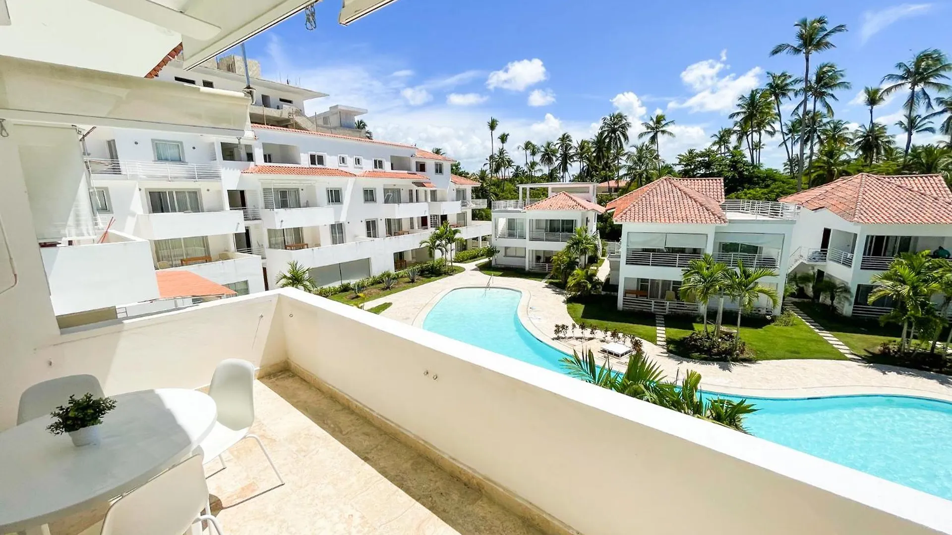 Caribbean Mojito Beach Hotel Wifi Villas And Apartments Long Term Los Corales Beach Club & Spa Punta Cana